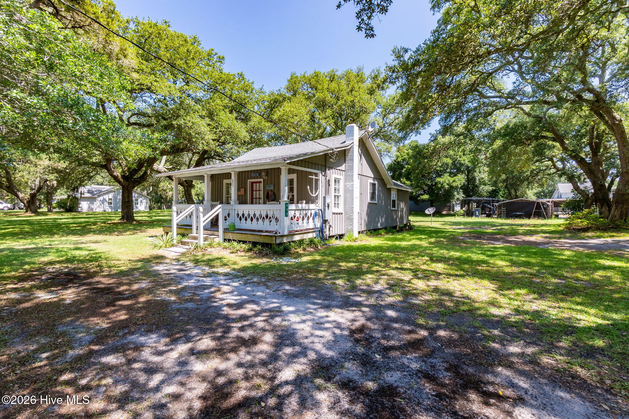 493 Island Road Harkers Island, NC 28531 - Photo 3 of 39