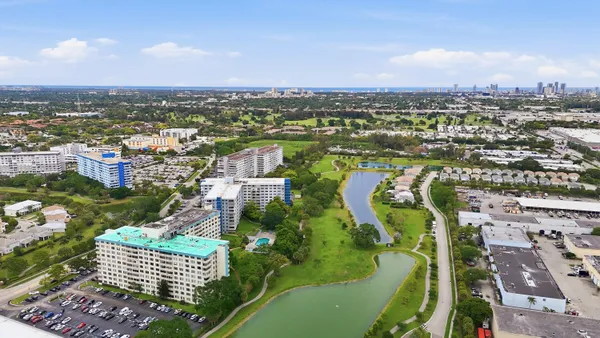 $165,000 | 4330 Hillcrest Drive, Unit 804, Hollywood, FL 33021
