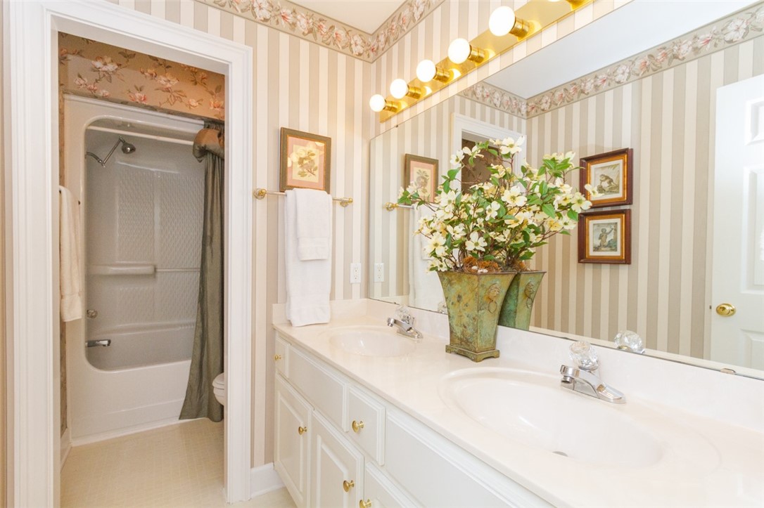 103 Creekside Court Anderson, SC 29621 - Photo 24 of 43 Gallery Image 24
