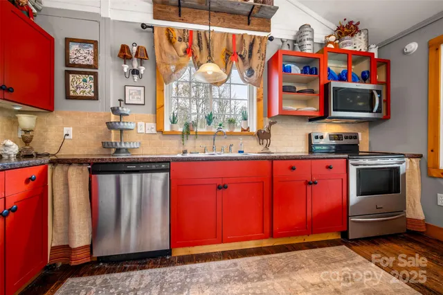 a view of a entryway door of the house