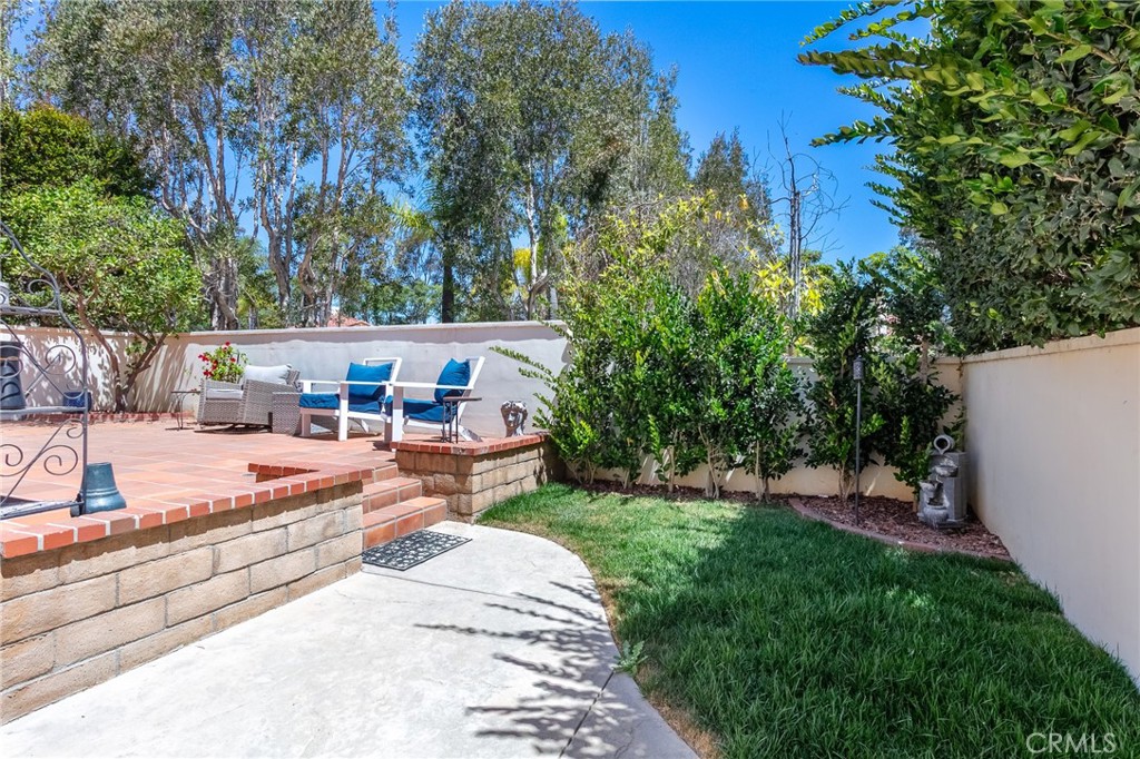 1175 Corte Riviera Camarillo, CA 93010 - Photo 29 of 33 Gallery Image 29