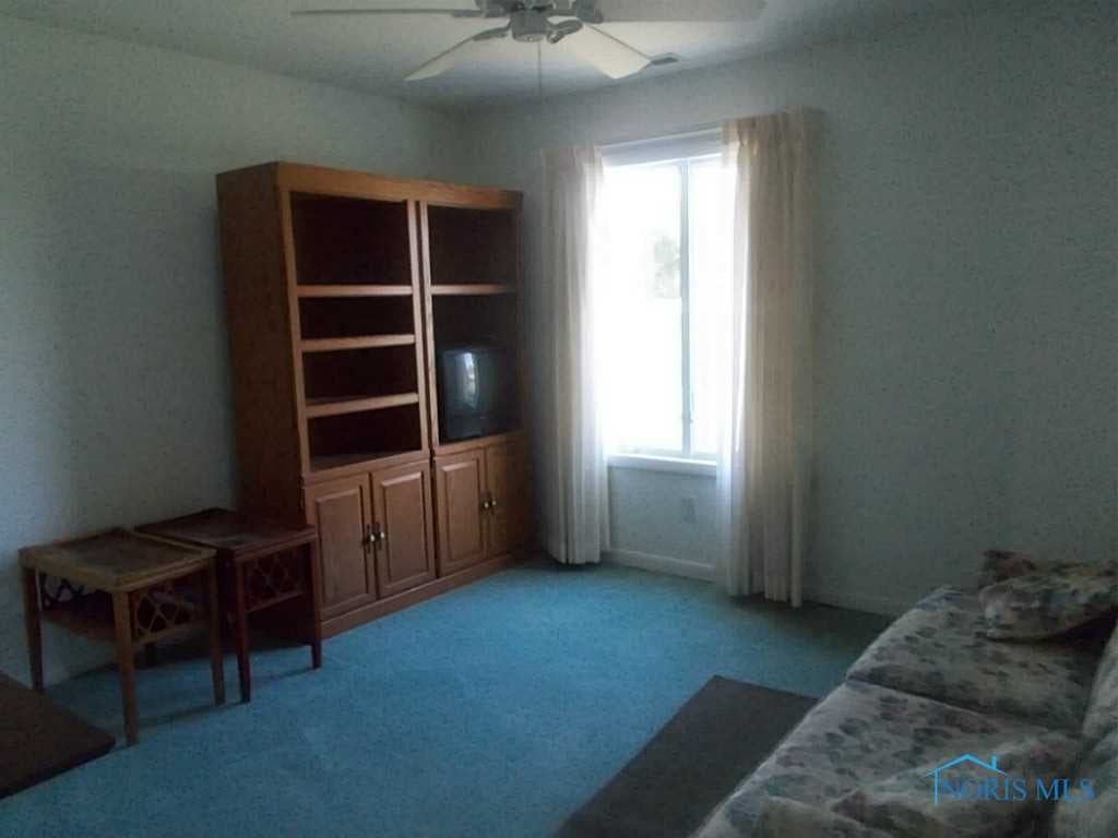 701 Burr Road, Unit 20 Wauseon, OH 43567 - Photo 5 of 11 Gallery Image 5