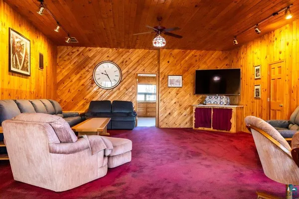 $1,390,000 | 232 North Central Avenue, Duluth, MN 55807