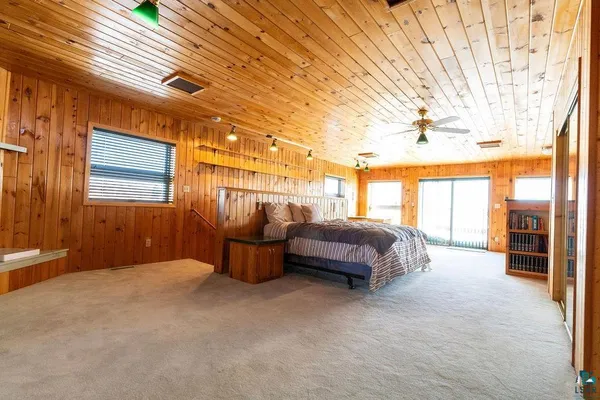 $1,390,000 | 232 North Central Avenue, Duluth, MN 55807