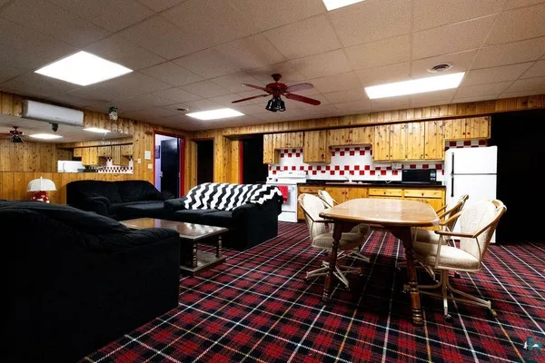 $1,390,000 | 232 North Central Avenue, Duluth, MN 55807