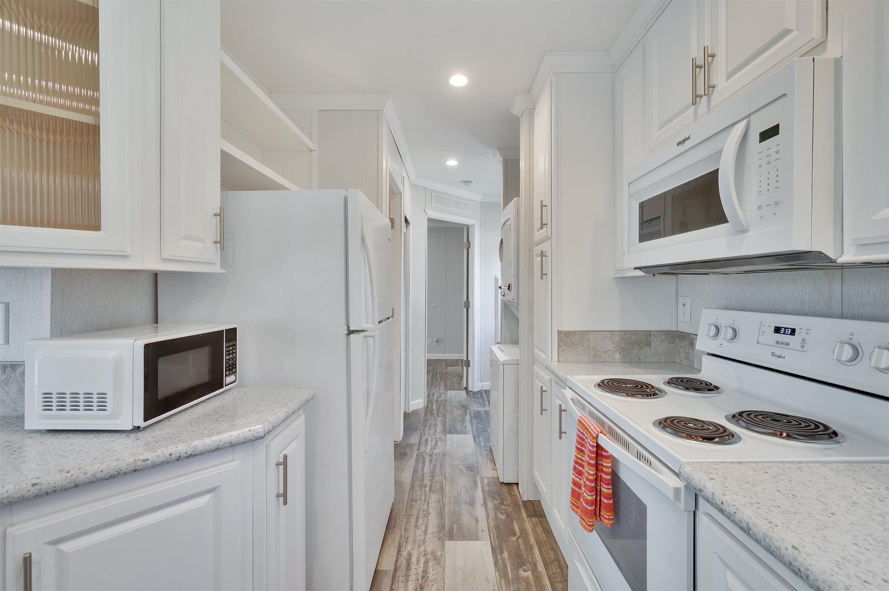 120 Robin Hood Lane, Unit 120 Exeter, NH 03833 - Photo 9 of 38