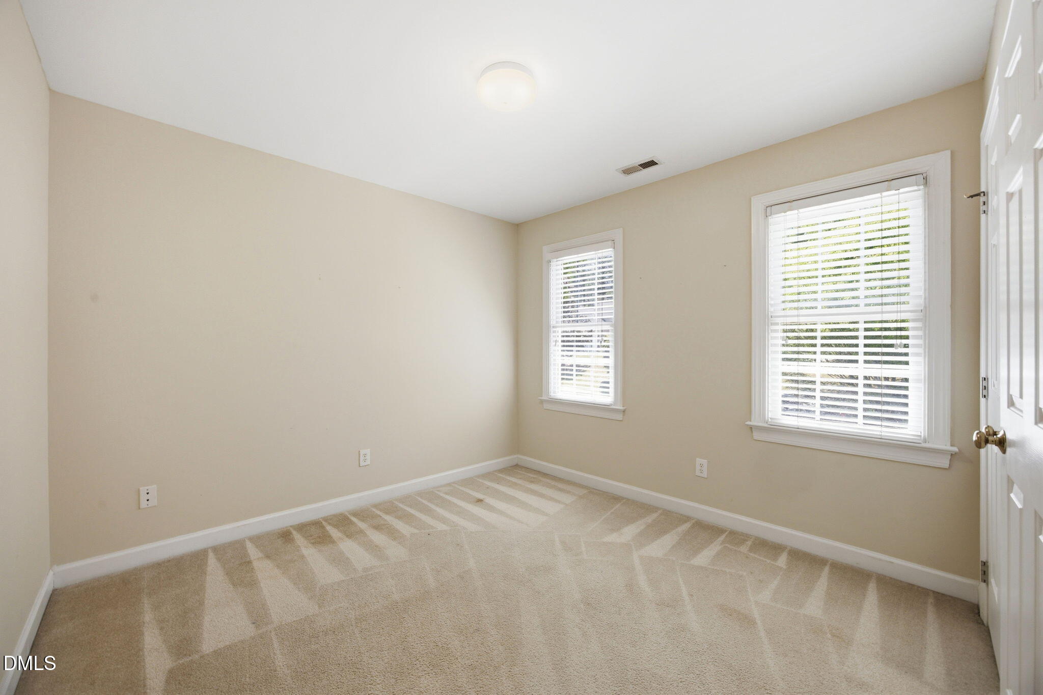 4107 Breadfruit Court Raleigh, NC 27616 - Photo 13 of 28 17-web-or-mls-img_0181