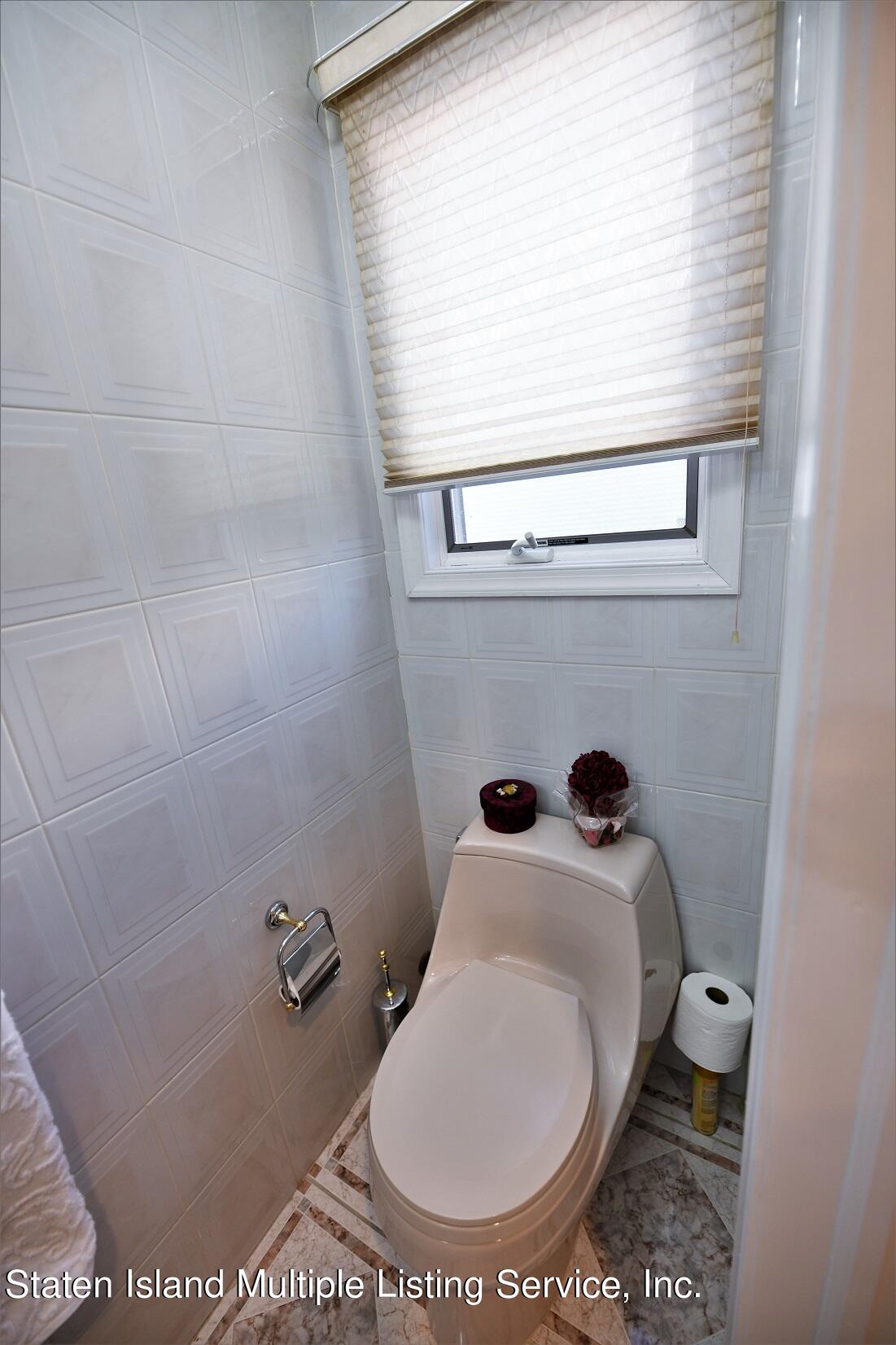 76 Nicole Loop Staten Island, NY 10301 - Photo 14 of 46 No.14