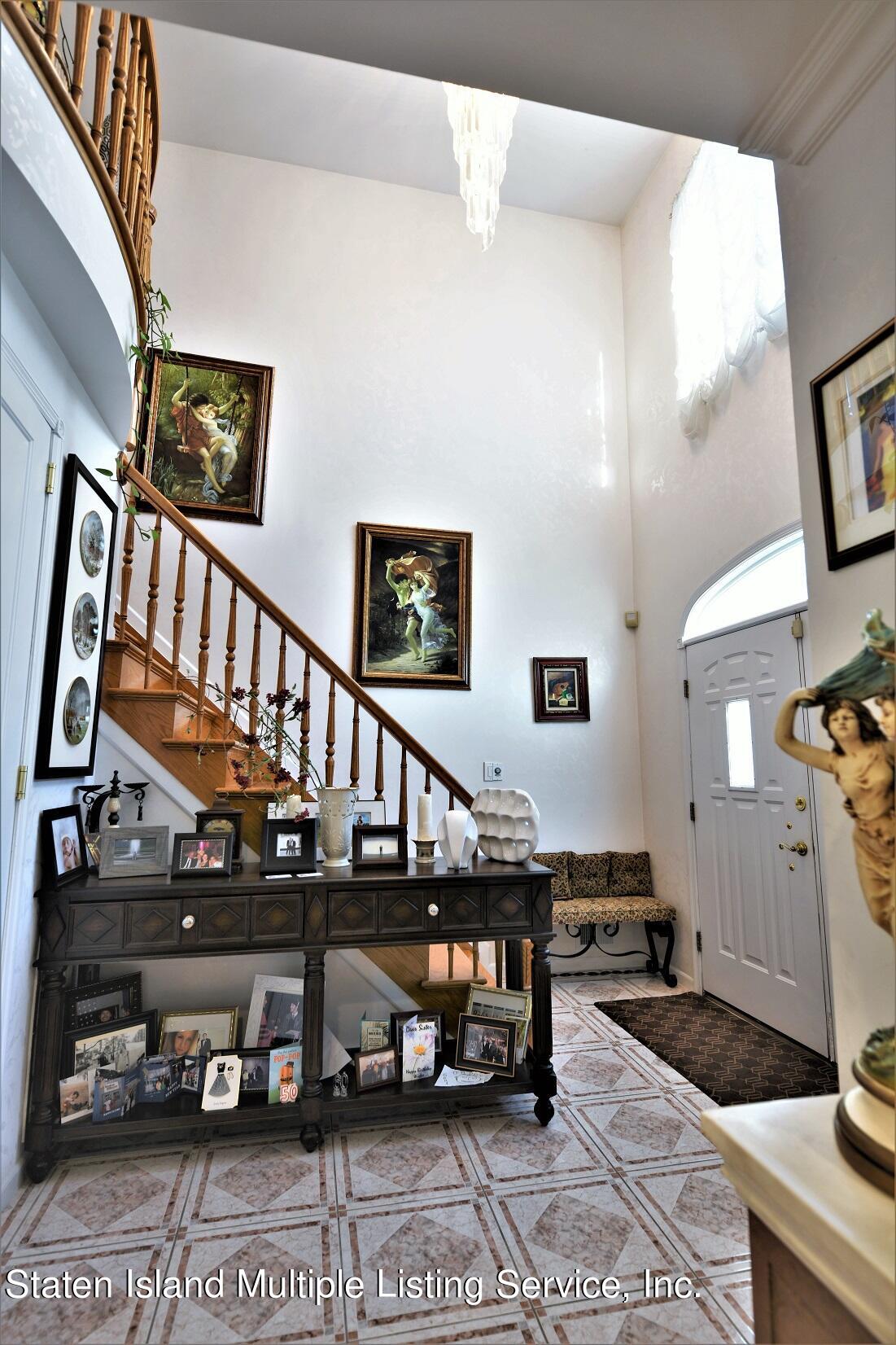 76 Nicole Loop Staten Island, NY 10301 - Photo 17 of 46 No.17