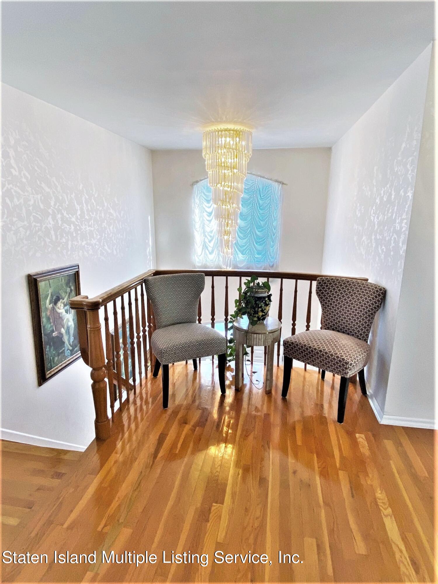 76 Nicole Loop Staten Island, NY 10301 - Photo 19 of 46 No.19