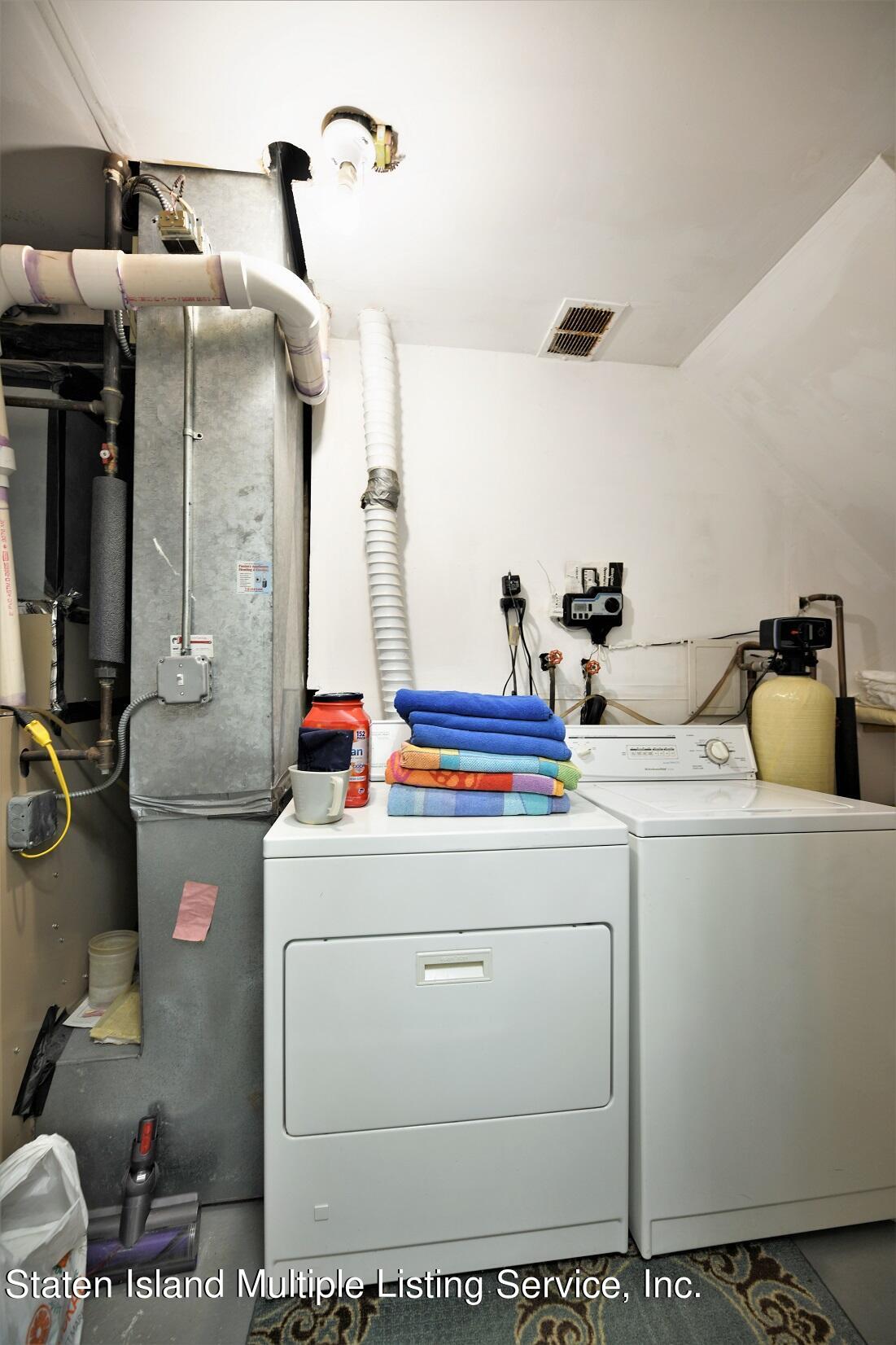 76 Nicole Loop Staten Island, NY 10301 - Photo 35 of 46 No.35