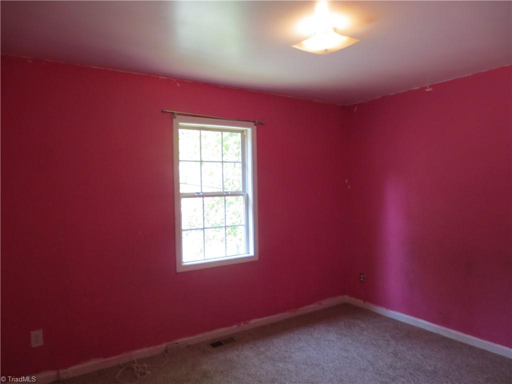811 Carter Street High Point, NC 27260 - Photo 9 of 10 Gallery Image 9