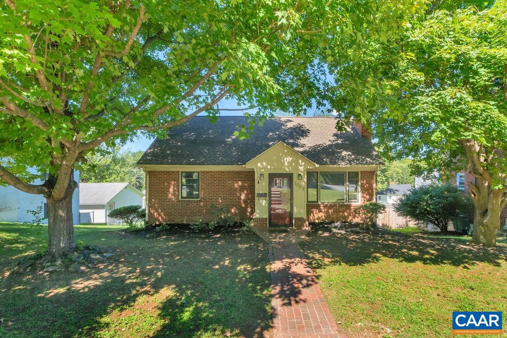 1063 Lyndhurst Road Waynesboro, VA 22980 - Photo 2 of 43 Gallery Image 2