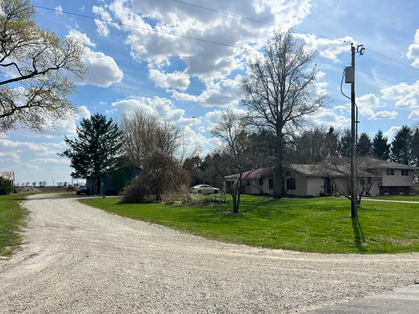 $299,900 | 2279 East 500th Road North, Paxton, IL 60957