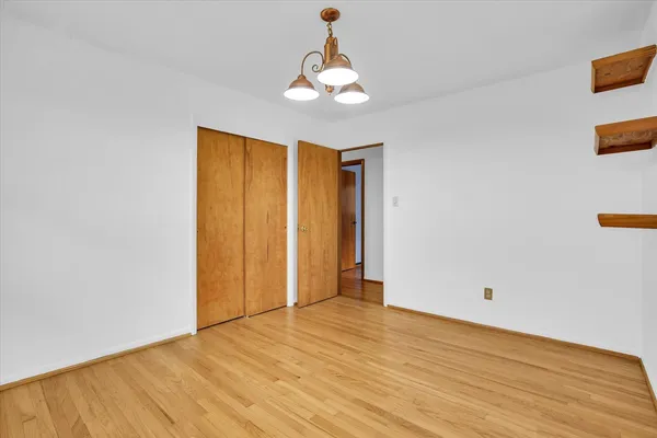 $299,900 | 2279 East 500th Road North, Paxton, IL 60957