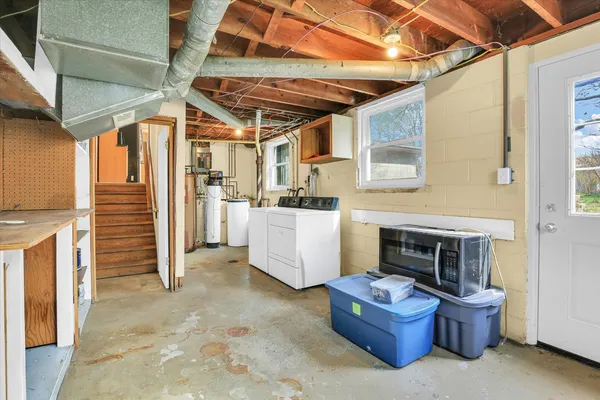 $299,900 | 2279 East 500th Road North, Paxton, IL 60957