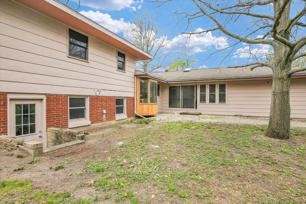 $299,900 | 2279 East 500th Road North, Paxton, IL 60957