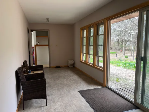 $299,900 | 2279 East 500th Road North, Paxton, IL 60957