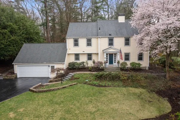 $2,325,000 | 11 Sterling Road, Wellesley, MA 02482