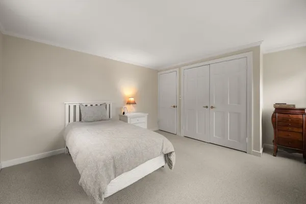 $2,325,000 | 11 Sterling Road, Wellesley, MA 02482