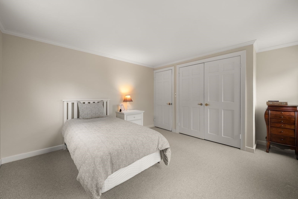 11 Sterling Road Wellesley, MA 02482 - Photo 28 of 42