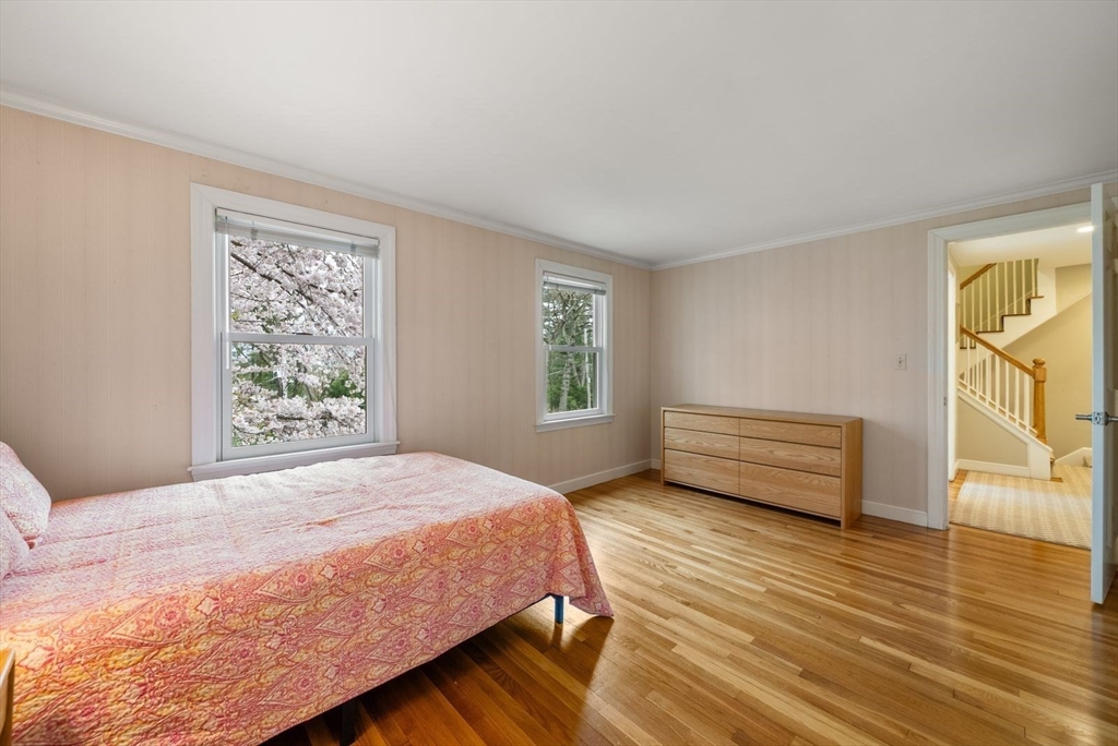 11 Sterling Road Wellesley, MA 02482 - Photo 33 of 42