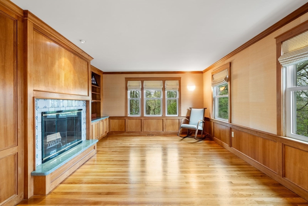 11 Sterling Road Wellesley, MA 02482 - Photo 6 of 42