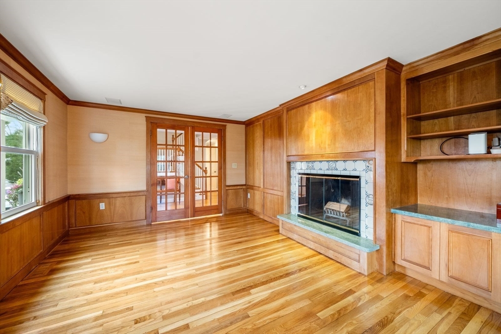 11 Sterling Road Wellesley, MA 02482 - Photo 8 of 42