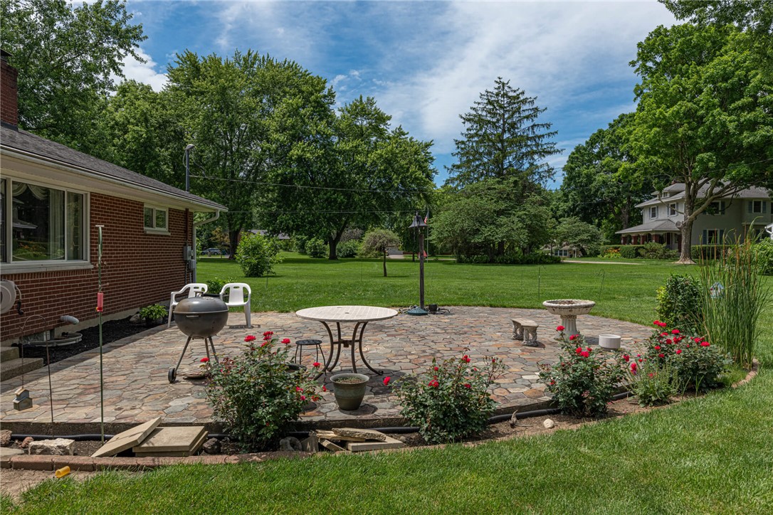 8918 Maltbie Road Dayton, OH 45458 - Photo 41 of 49