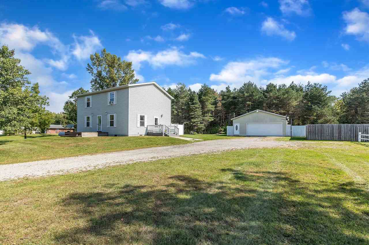 3901 South Loomis Road Mount Pleasant, MI 48858 - Photo 4 of 56 1893572-3.JPG