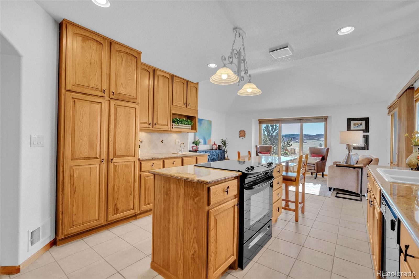 8332 Bannock Road Larkspur, CO 80118 - Photo 13 of 50