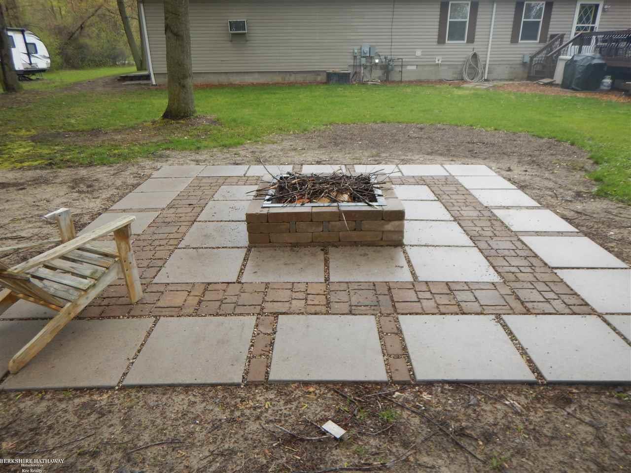 9232 Folkert Road Algonac, MI 48001 - Photo 7 of 45 31318528-6.JPG