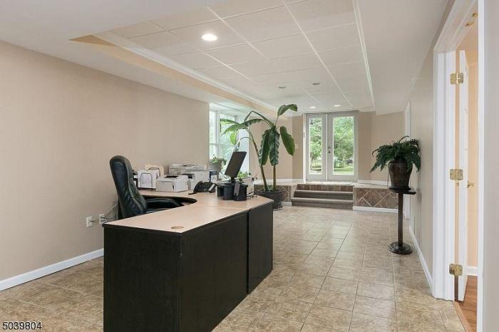 4 Millennium Drive Columbus, NJ 08022 - Photo 23 of 25