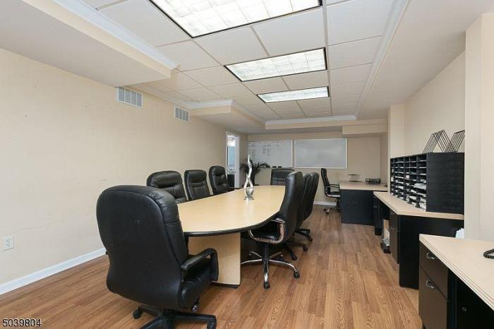 4 Millennium Drive Columbus, NJ 08022 - Photo 24 of 25