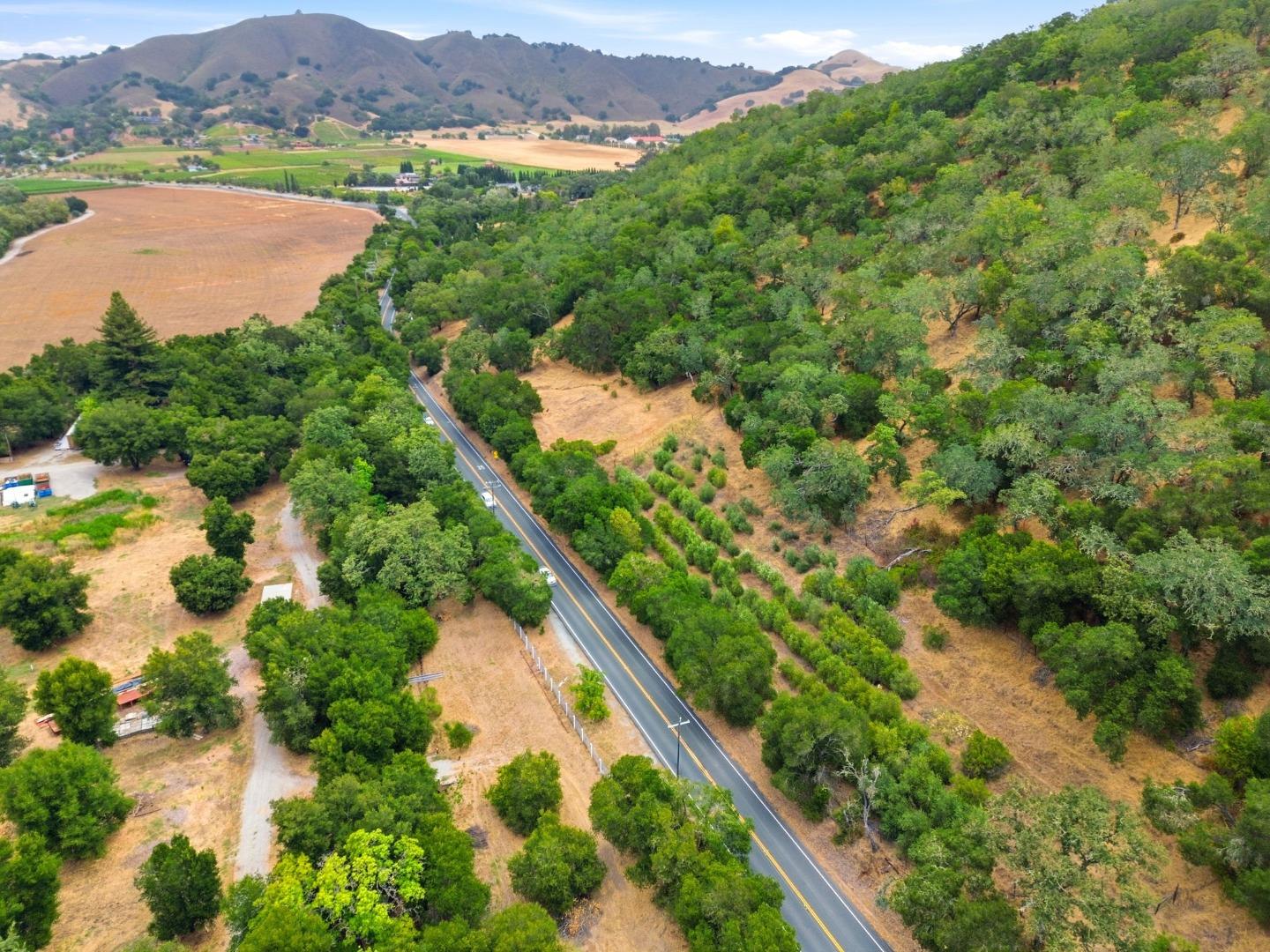 10900 Watsonville Road Gilroy, CA 95020 - Photo 14 of 37