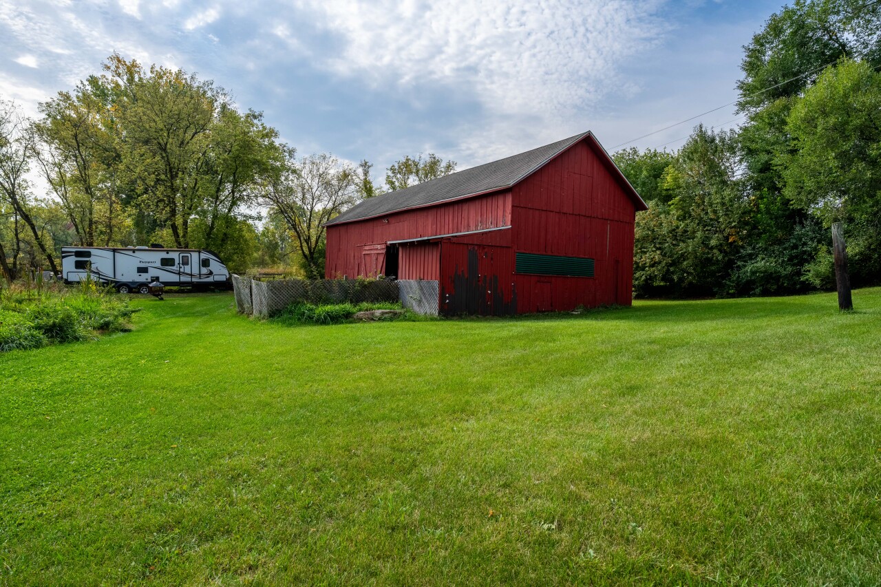 Barn and 15 acres
