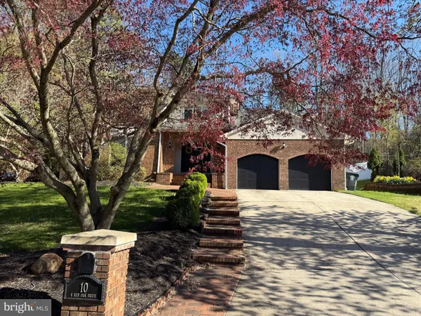 $725,000 | 10 East Red Oak Drive, Voorhees, NJ 08043