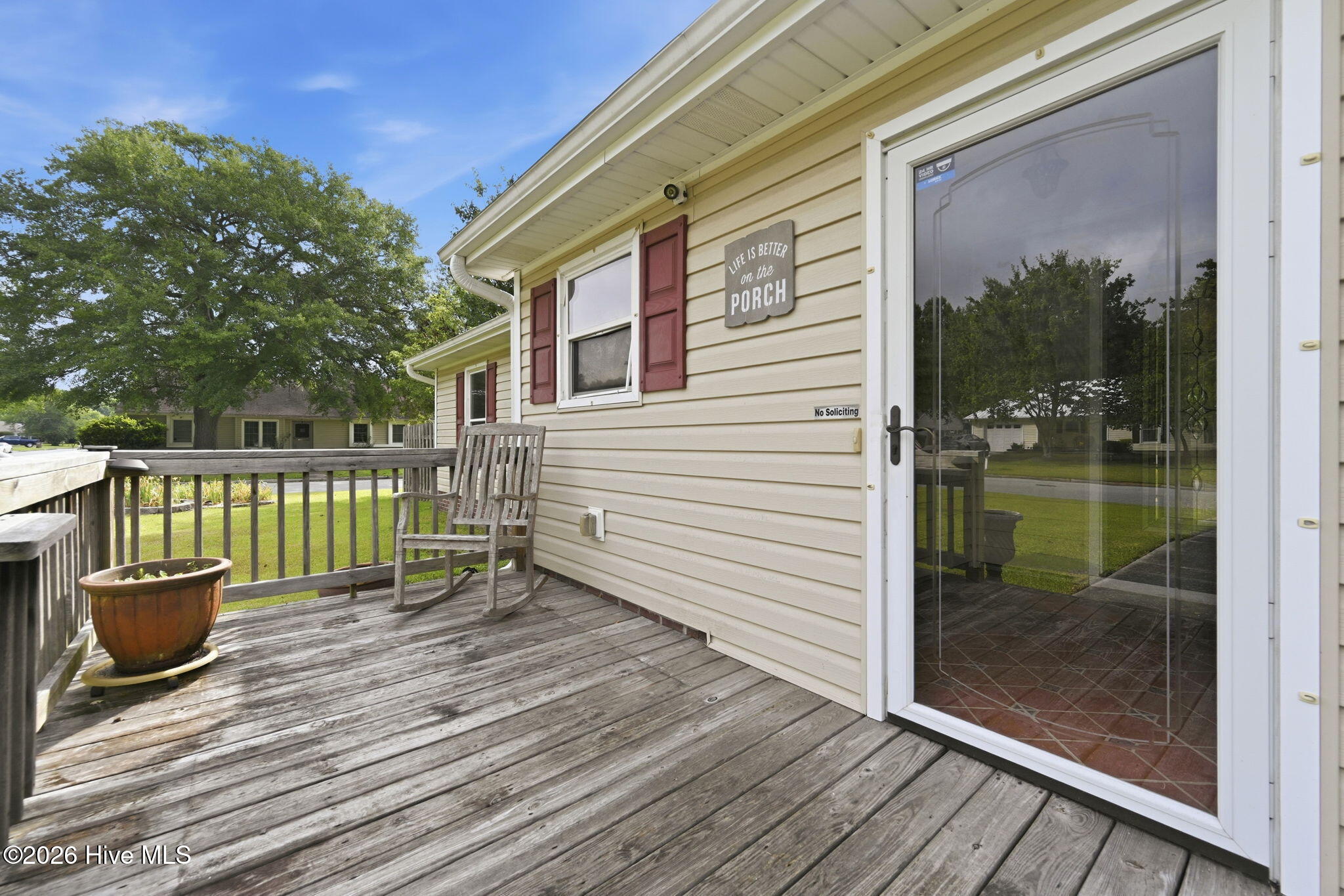 275 Raintree Road Jacksonville, NC 28540 - Photo 3 of 111