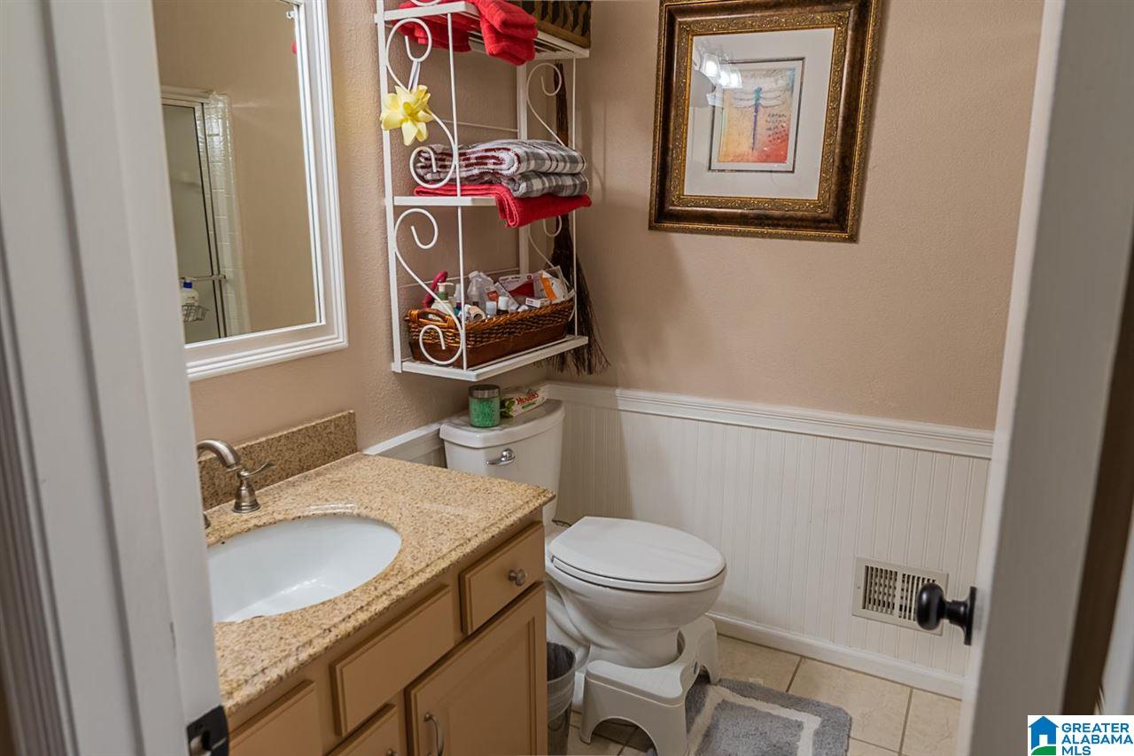 545 McGuire Road Pelham, AL 35124 - Photo 13 of 45