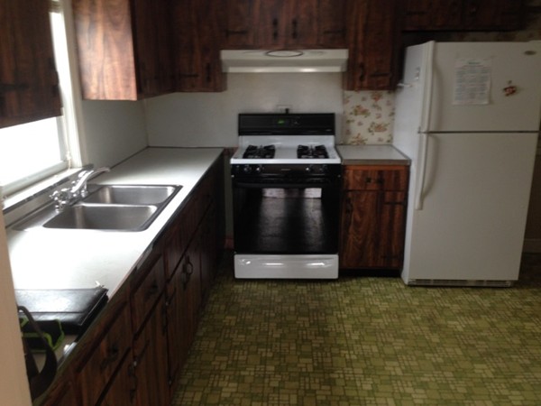 15 Jensen Road Watertown, MA 02472 - Photo 4 of 11 Gallery Image 4