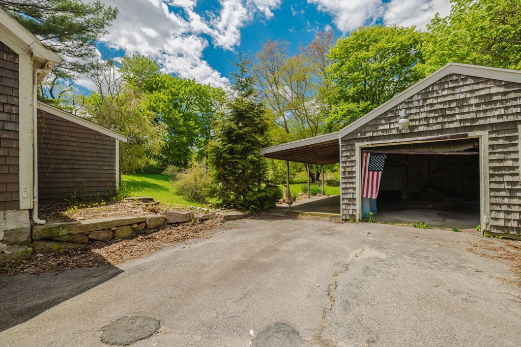 807 Gifford Road Westport, MA 02790 - Photo 15 of 42 Gallery Image 15