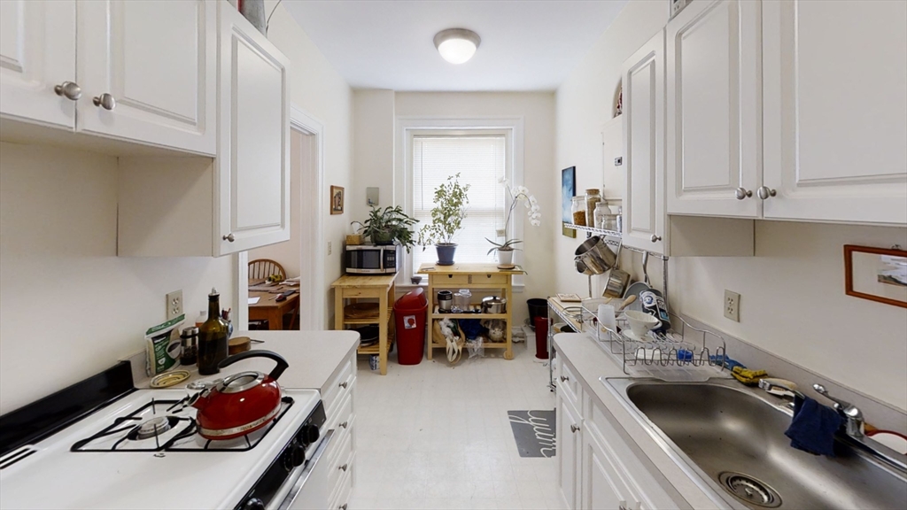 1401 Beacon Street, Unit 808 Brookline, MA 02446 - Photo 6 of 11