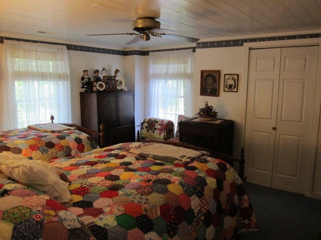 2025 Pete Lynch Road Secondcreek, WV 24974 - Photo 26 of 94 Bedroom #3 Second Floor.
