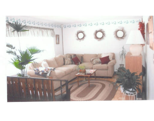 10 Thompson Road Hubbardston, MA 01452 - Photo 4 of 5 Gallery Image 4
