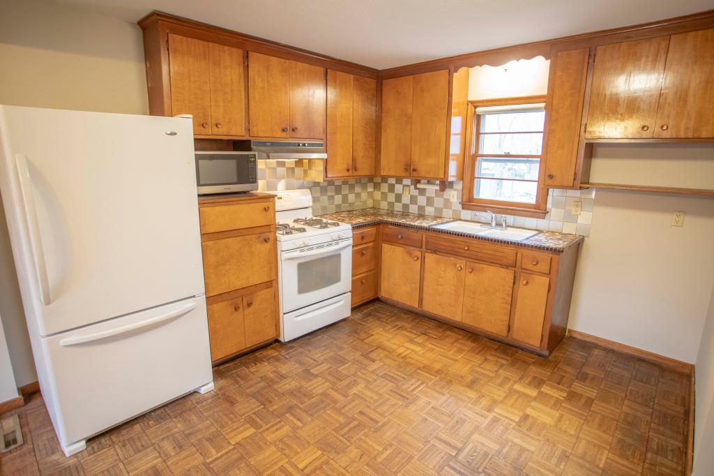 10756 Terrace Road Northeast Blaine, MN 55434 - Photo 6 of 22 Gallery Image 6
