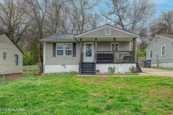 $239,900 | 2527 Boyds Bridge Pike, Knoxville, TN 37914