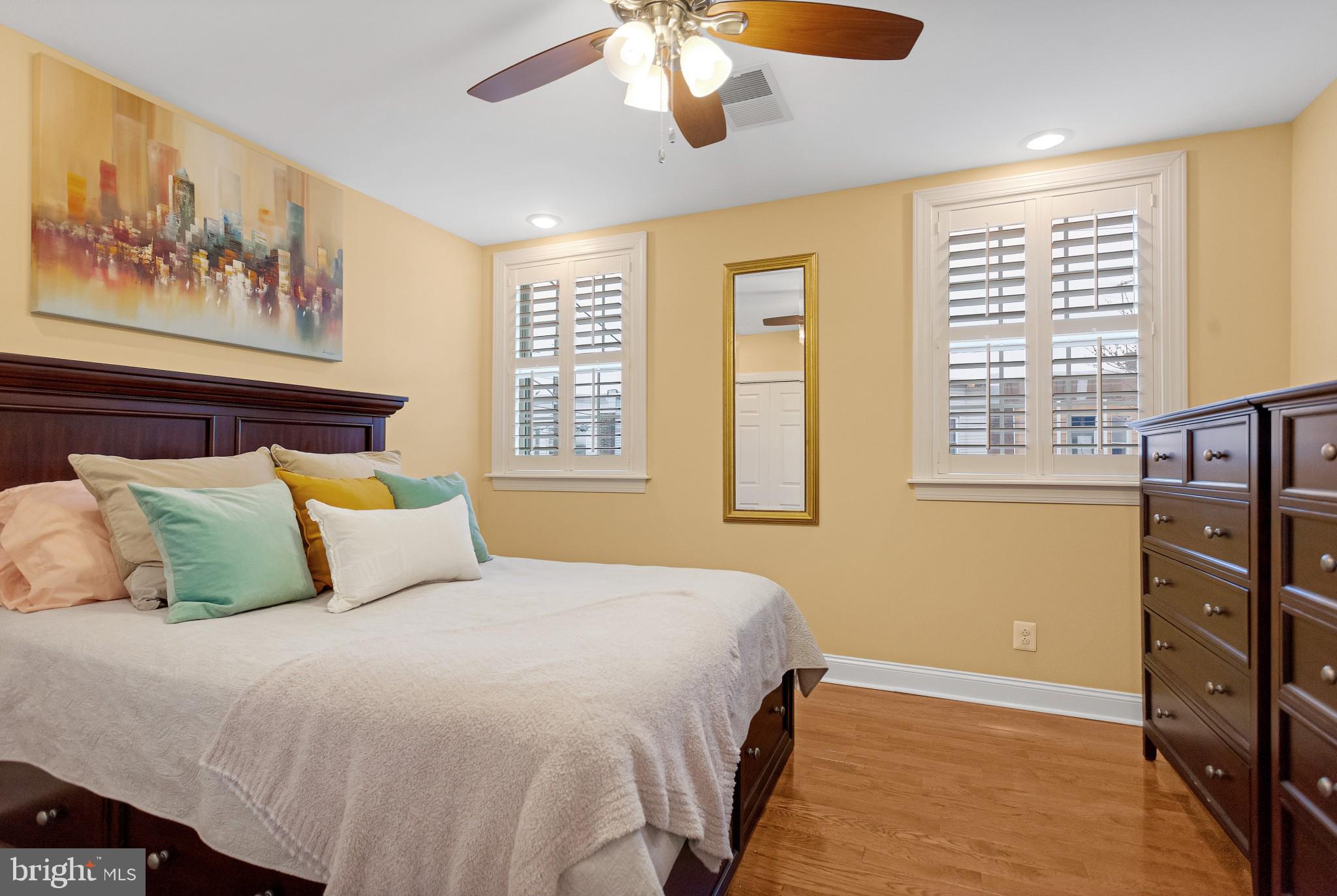 119 West Ritner Street Philadelphia, PA 19148 - Photo 13 of 23 Front Bedroom