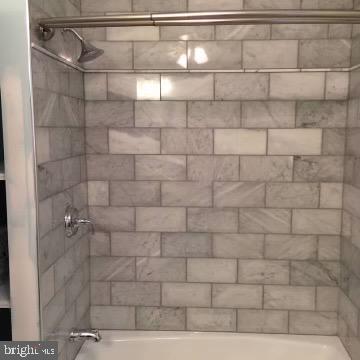 119 West Ritner Street Philadelphia, PA 19148 - Photo 16 of 23 Carrara Marble Shower