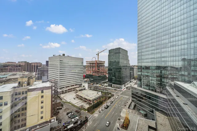 $929,000 | 1 Renaissance Square, Unit 15E, White Plains, NY 10601