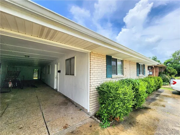 $1,200 | 111 Lambda Street, Unit 4, Belle Chasse, LA 70037